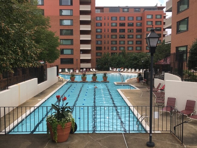 1121 ARLINGTON, Unit 137 in Arlington, VA - Building Photo - Building Photo