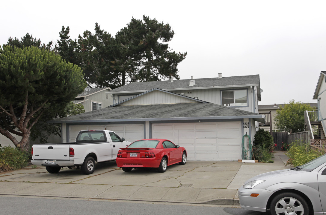 463-465 Laurel Ave in Half Moon Bay, CA - Building Photo