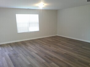214 Ridley Hill Ln in Elgin, SC - Building Photo - Building Photo