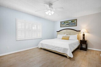 5200 Ocean Beach Blvd in Cocoa Beach, FL - Building Photo - Building Photo