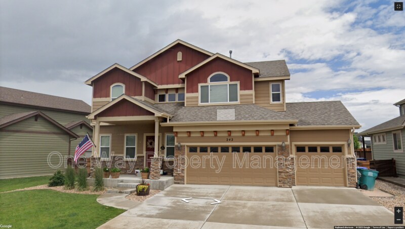 242 Saratoga Dr in Windsor, CO - Building Photo