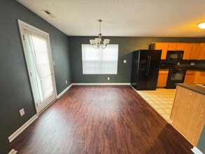 2492 Middle View Dr in Columbus, IN - Building Photo - Building Photo