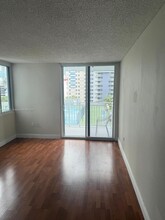 850 N Miami Ave, Unit 801 in Miami, FL - Building Photo - Building Photo