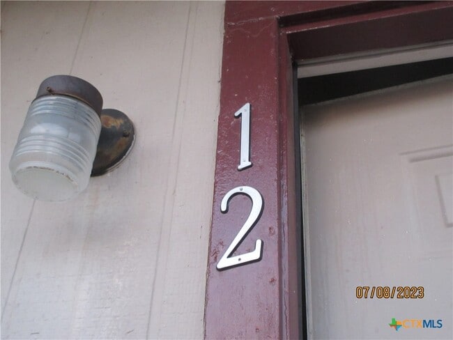 property at 2904 Lake Rd