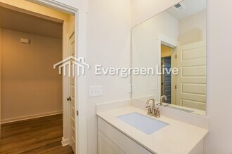 856 Bur Oak Ct in Clarksville, TN - Building Photo - Building Photo