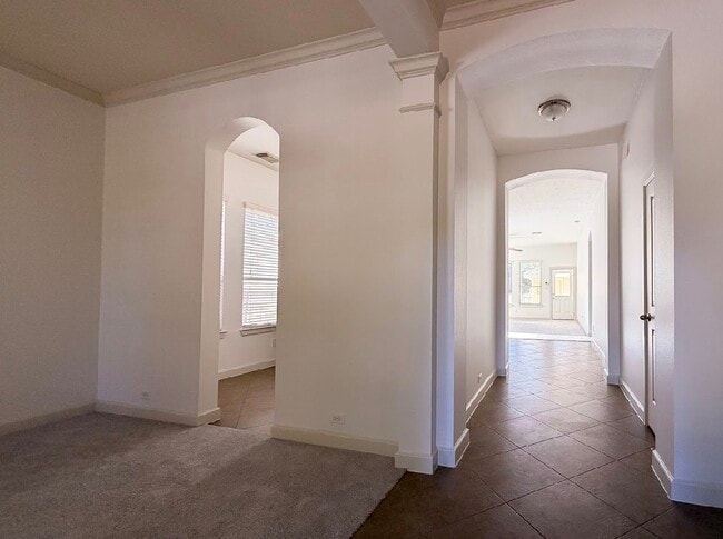 property at 114 W Montfair Blvd