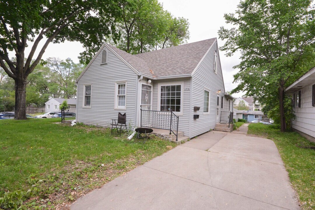 1751 1st St NW, Unit 1751 in Rochester, MN - Building Photo
