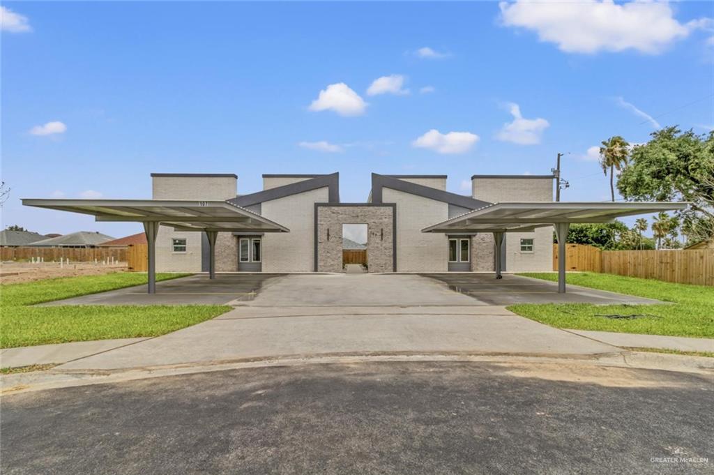 100 Yosemite Dr-Unit -1 in Mission, TX - Building Photo