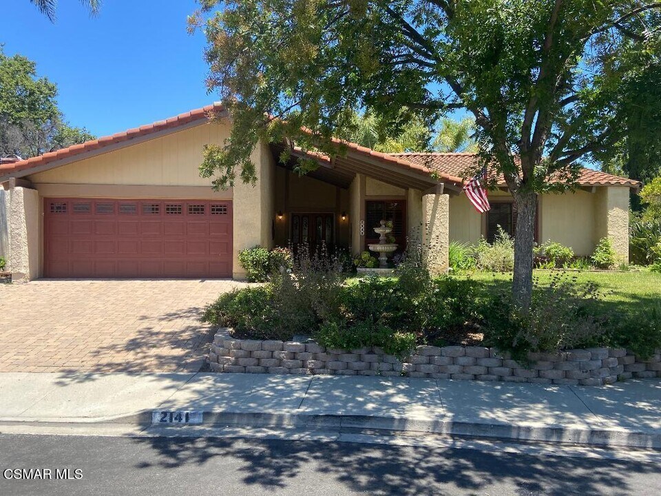2141 Basswood Ct in Thousand Oaks, CA - Building Photo
