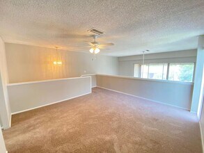 566 Orange Dr in Altamonte Springs, FL - Building Photo - Building Photo