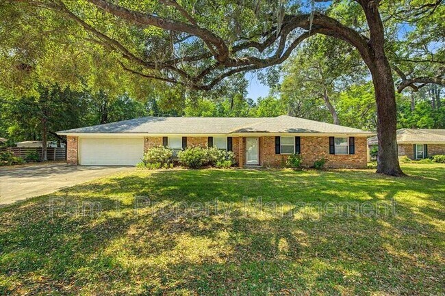 property at 211 Hillary Rd