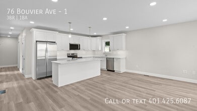 76 Bouvier Ave in Lincoln, RI - Building Photo - Building Photo