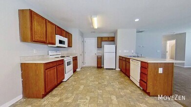 3525 Dunbarton Dr in Winston-Salem, NC - Building Photo - Building Photo