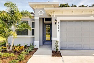 2917 River Run Wy in Bradenton, FL - Building Photo