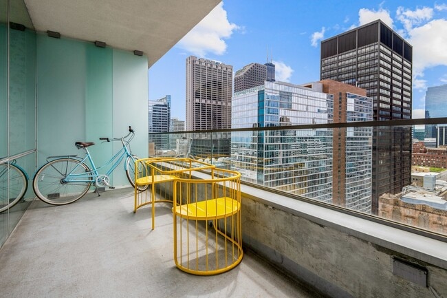 property at 8 E Randolph St