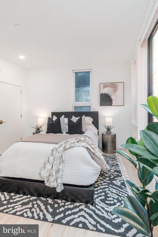 property at 1131-39 N Front St