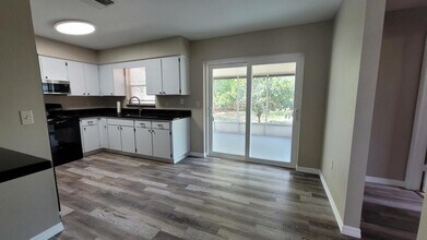 6456 Toledo Rd in Spring Hill, FL - Building Photo - Building Photo
