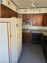 5927 Holland Rd in Rockville, MD - Building Photo