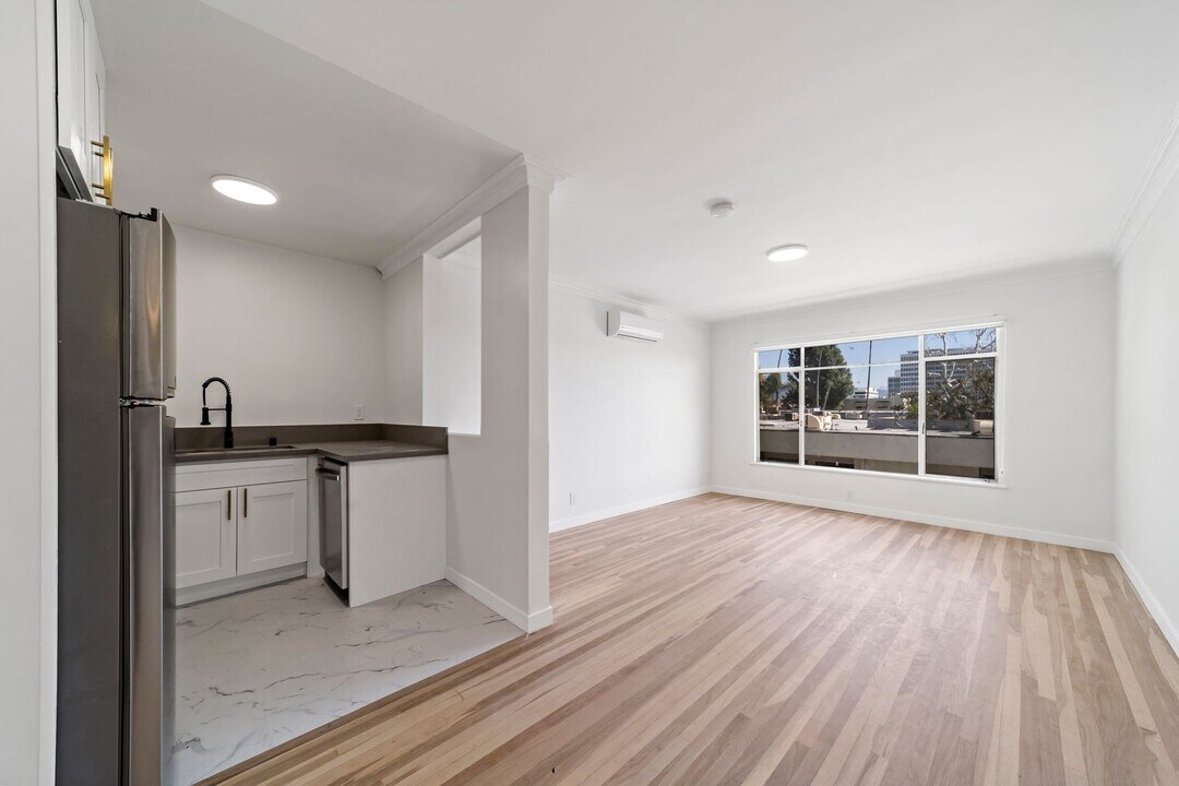 254 S Madison Ave in Pasadena, CA - Building Photo