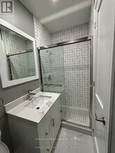 271 Dunn Ave in Toronto, ON - Building Photo - Building Photo