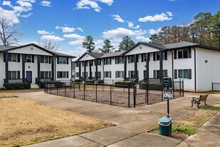 Baba Flats in Mableton, GA - Building Photo