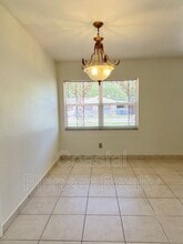 7306 Kingsbury Cir in Tampa, FL - Building Photo - Building Photo