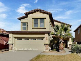 17620 W Lundberg St, Unit 223 in Surprise, AZ - Building Photo