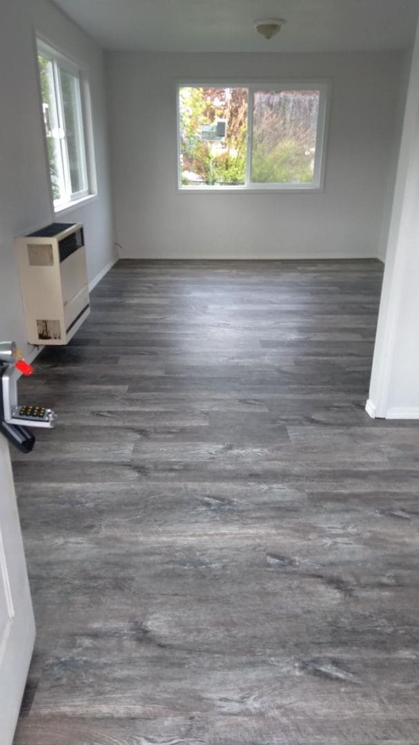 1253 SE Mill St in Roseburg, OR - Building Photo - Building Photo