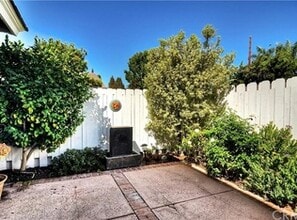 432 Emerson St in Costa Mesa, CA - Building Photo - Building Photo