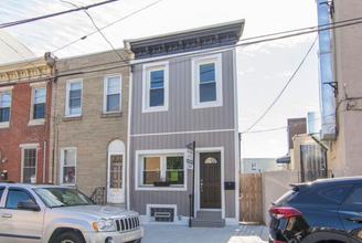 2409 Gaul St in Philadelphia, PA - Building Photo - Building Photo