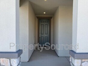 2454 Cortese St in Manteca, CA - Building Photo - Building Photo