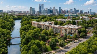 1900 Barton Springs Rd in Austin, TX - Building Photo