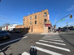 5501 Metropolitan Ave in Ridgewood, NY - Building Photo - Building Photo