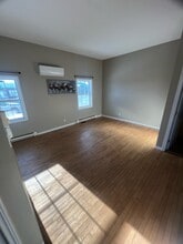 185 Rue Orleans in Dieppe, NB - Building Photo - Building Photo