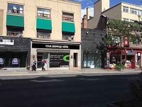 1421-1425 Yonge St in Toronto, ON - Building Photo - Building Photo