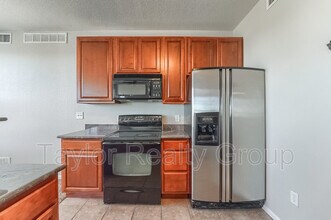 2855 Blue Sky Cir in Erie, CO - Building Photo - Building Photo