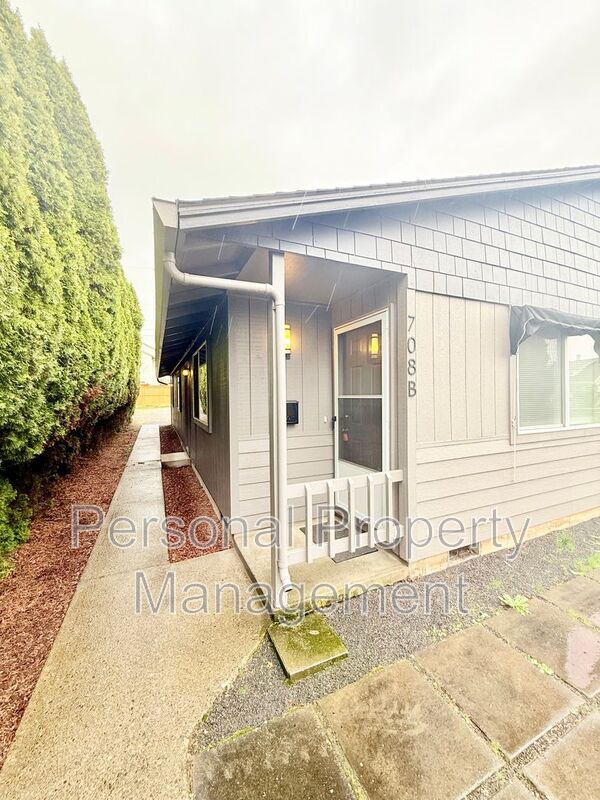 property at 708 W 31st St