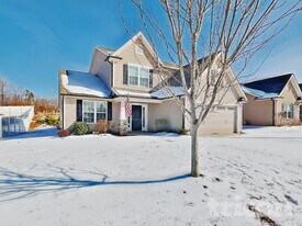 4827 Stovall Dr in Walkertown, NC - Building Photo