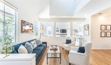 3128 La Casa Ct in Thousand Oaks, CA - Building Photo - Building Photo