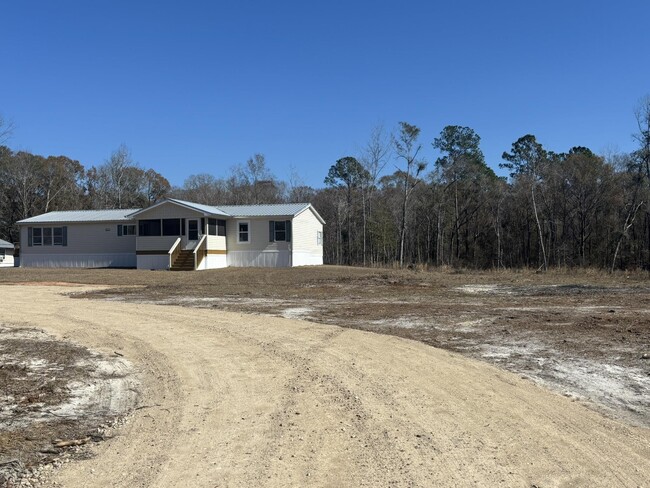 8989 T Bird Rd in Tallahassee, FL - Building Photo - Building Photo