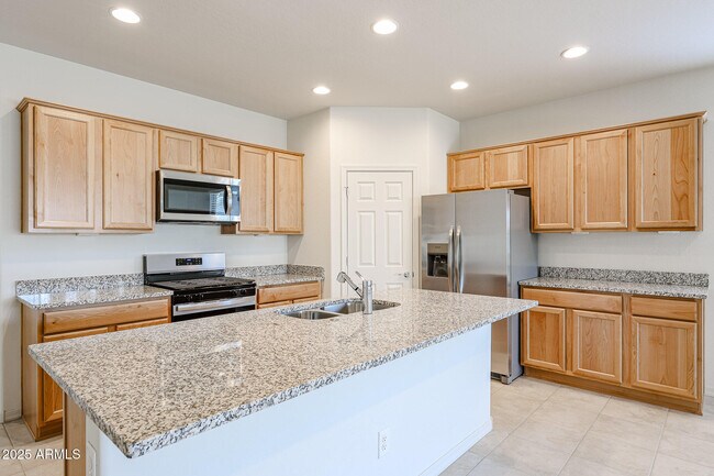 25377 N 172nd Ln in Surprise, AZ - Building Photo - Building Photo