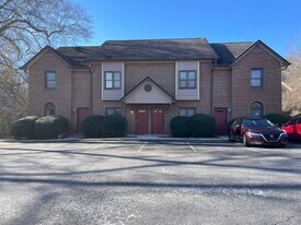 385 Old Epps Bridge Rd in Athens, GA - Building Photo