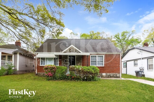 property at 2276 Dauphine St