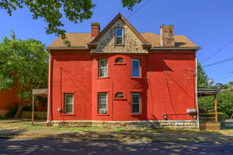 630 N Euclid Ave in Pittsburgh, PA - Building Photo - Building Photo