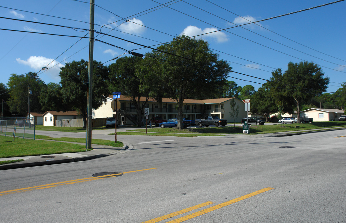 7786 62nd St N in Pinellas Park, FL - Building Photo