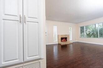 10622 Caminito Derecho in San Diego, CA - Building Photo - Building Photo
