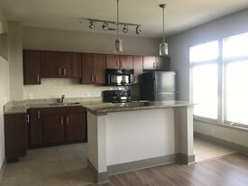 110 W Grant St Apartments