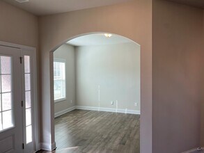 105 Lacey Oak Ln in Bonaire, GA - Building Photo - Building Photo