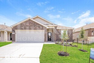 6728 Beehive Dr in San Antonio, TX - Building Photo