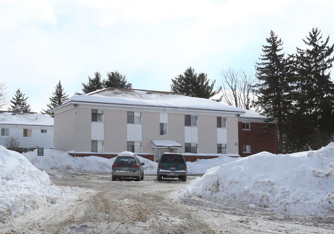 Valley View Court in Little Falls, NY - Building Photo - Building Photo